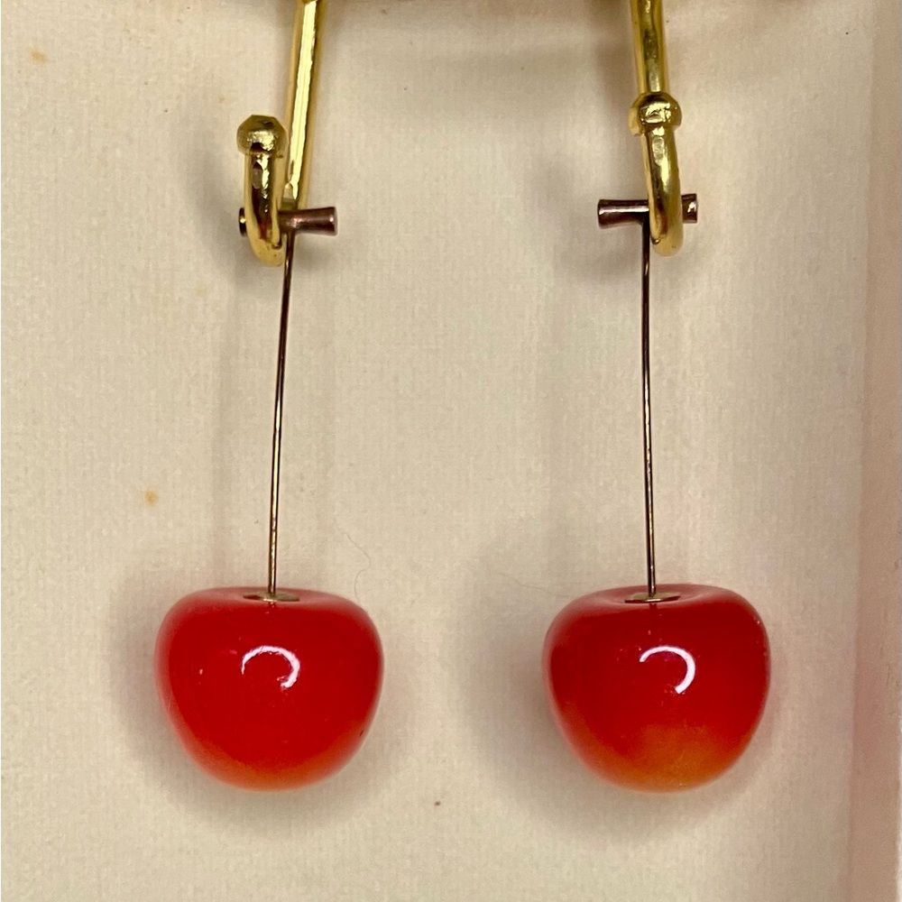 Cherry earrings, thin wire